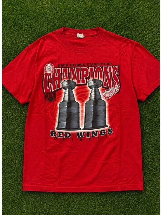 Other - Detroit Red Wings "Champions" Graphic T‑Shirt - Red